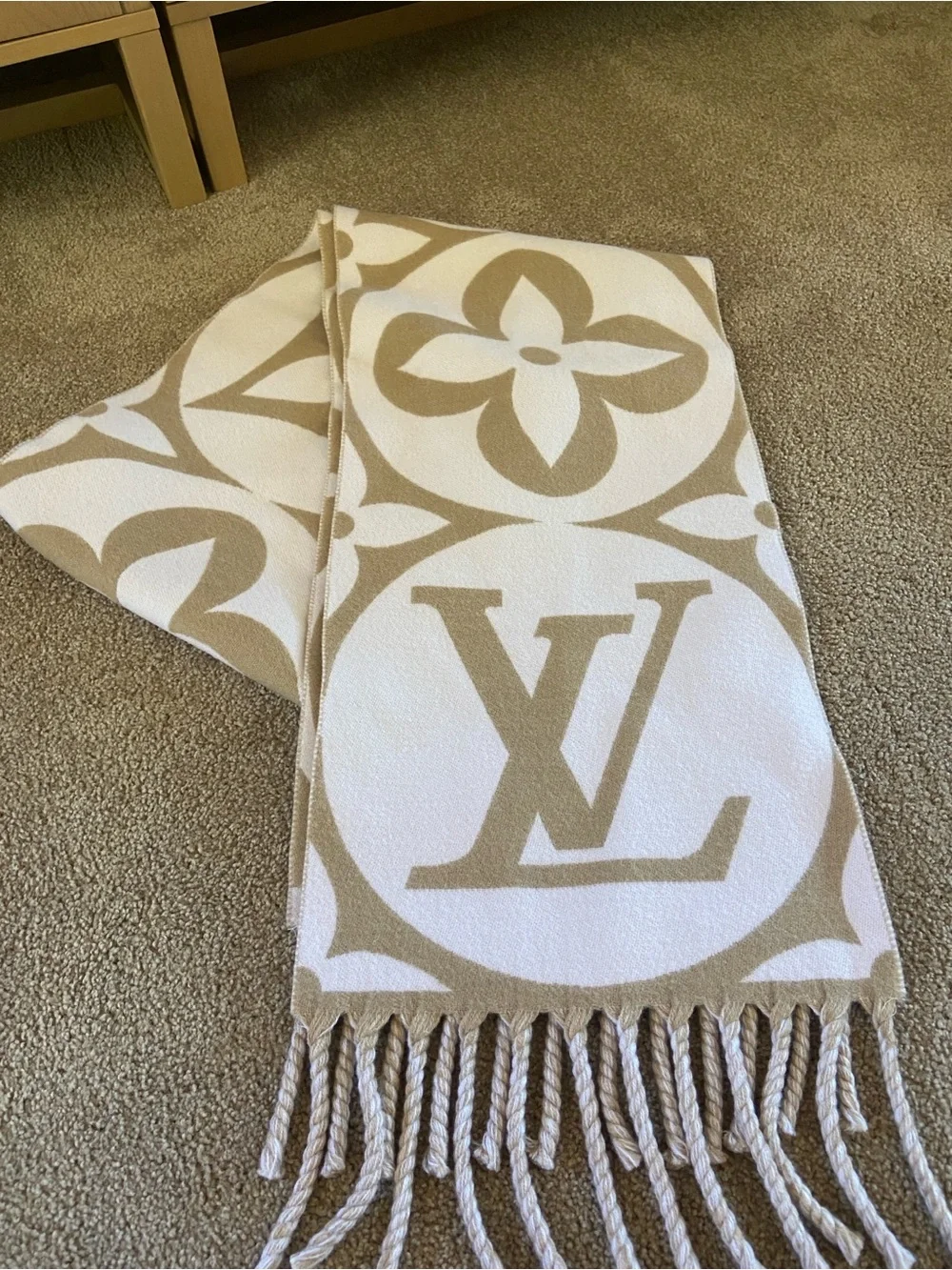 Louis Vuitton Medallion Scarf Wool Beige Rose/HAT/GLOVES SET!!!!